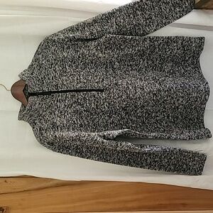 A black and white pullover sweater 1/4 zip. Size XXL